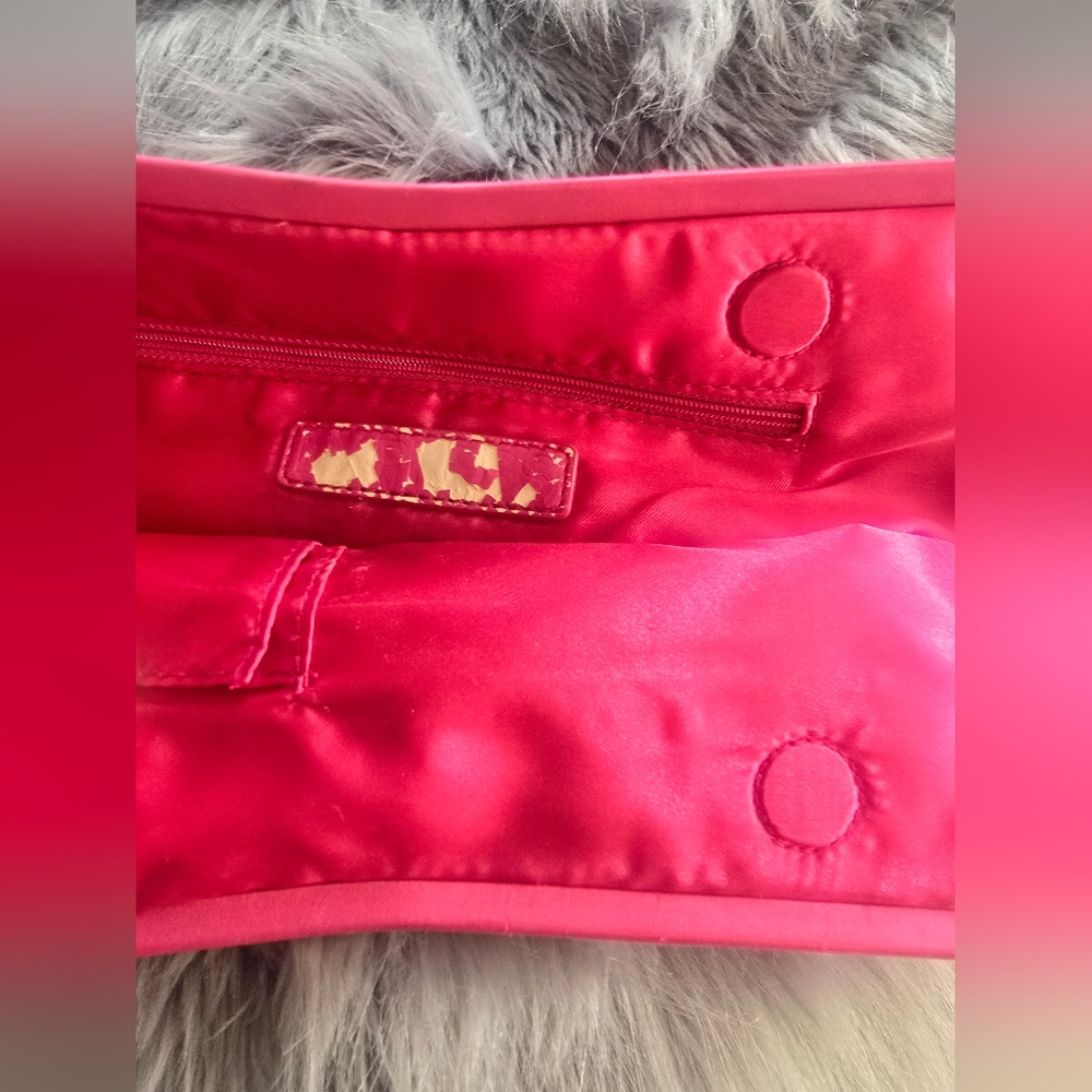 Express Clutch - Picture 13 of 17